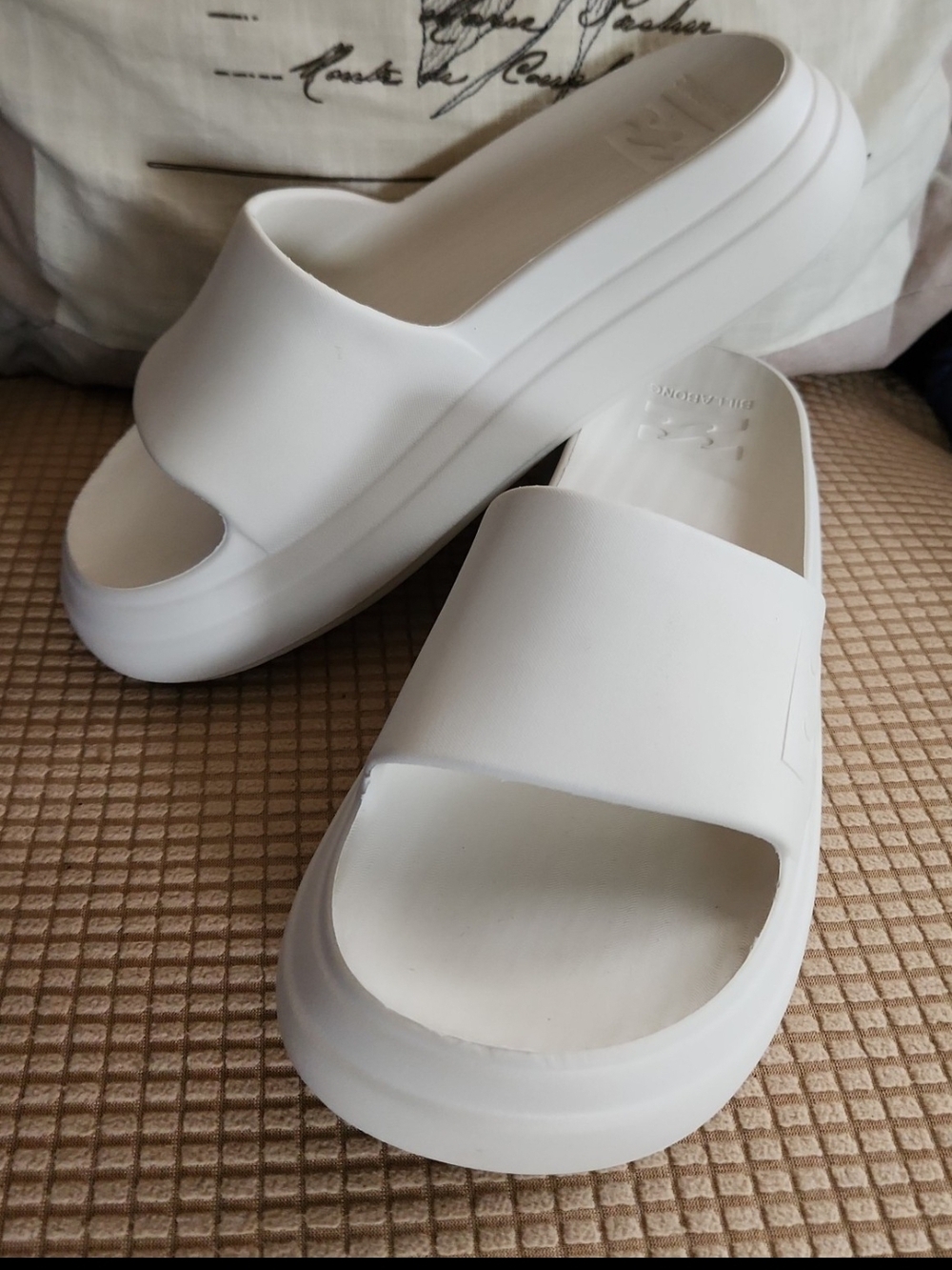 White Platform Slide Sandals By Billabong 9 Womens